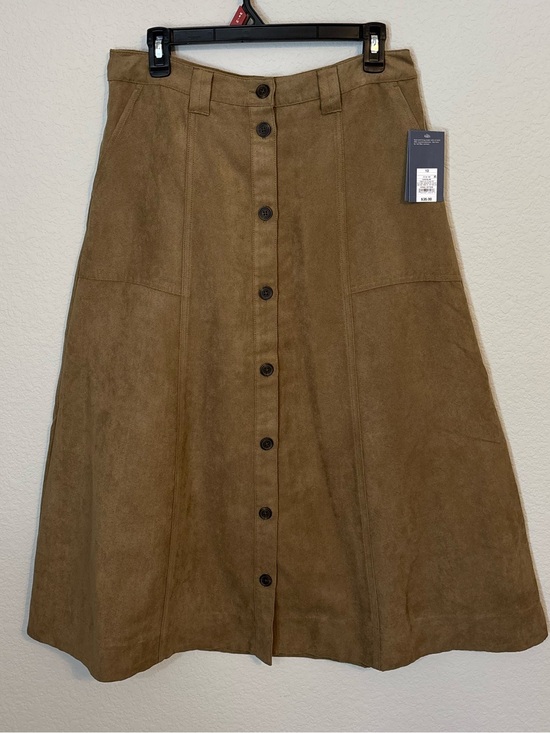 all in motion Dresses & Skirts - Women's Faux Suede Midi A-Line Skirt - Universal Thread™
Olive Green 10